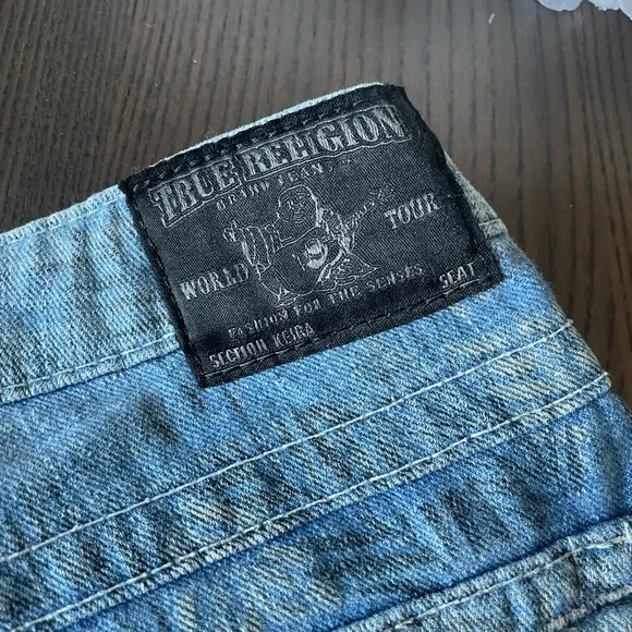 True Religion Shorts - Picture 6 of 8